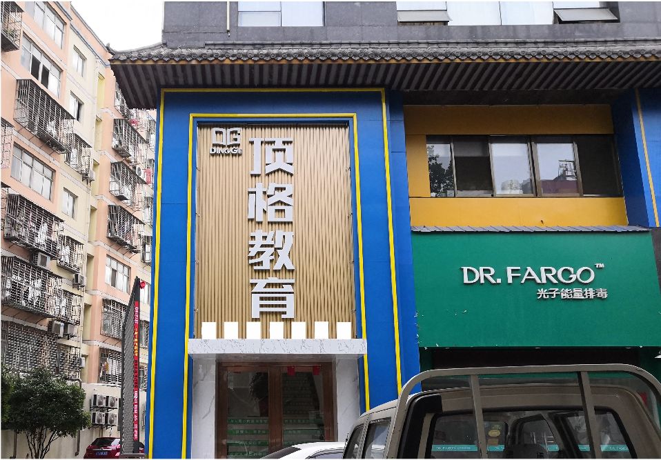 北流门头设计要符合门店特色。