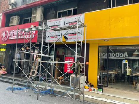 北流制作广告招牌如何避免它发黄？